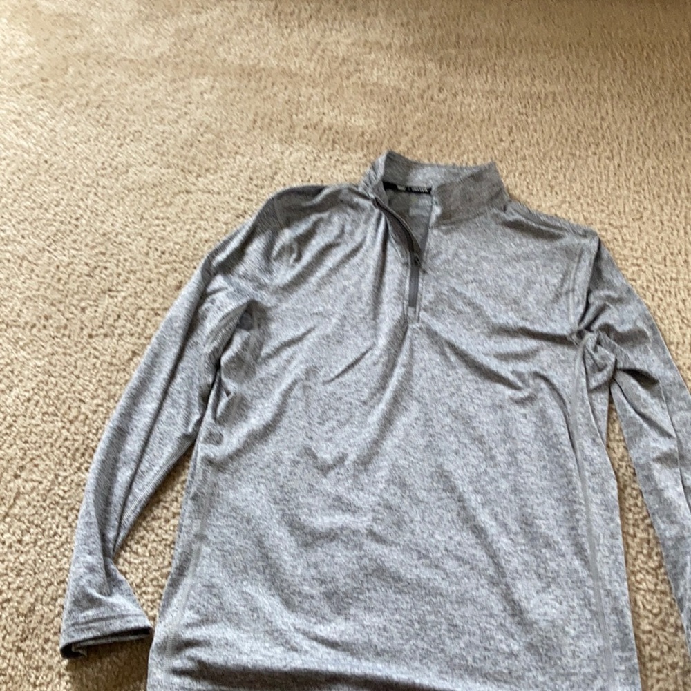 New!- men’s tek gear sz small